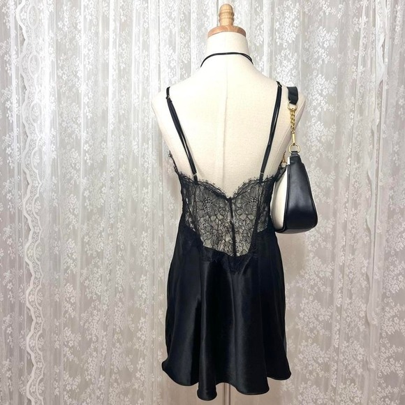 Victoria's Secret Black Lace Slip Dress Lingerie Size M Whimsi Goth Dark Fairy - Picture 6 of 7